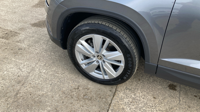 Skoda Karoq 1.5 TSI SE Drive 5dr DSG Petrol Estate